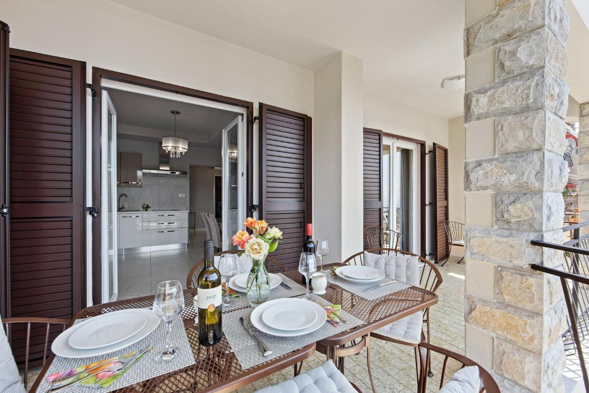 Apartments Lady M Rabac Exterior photo