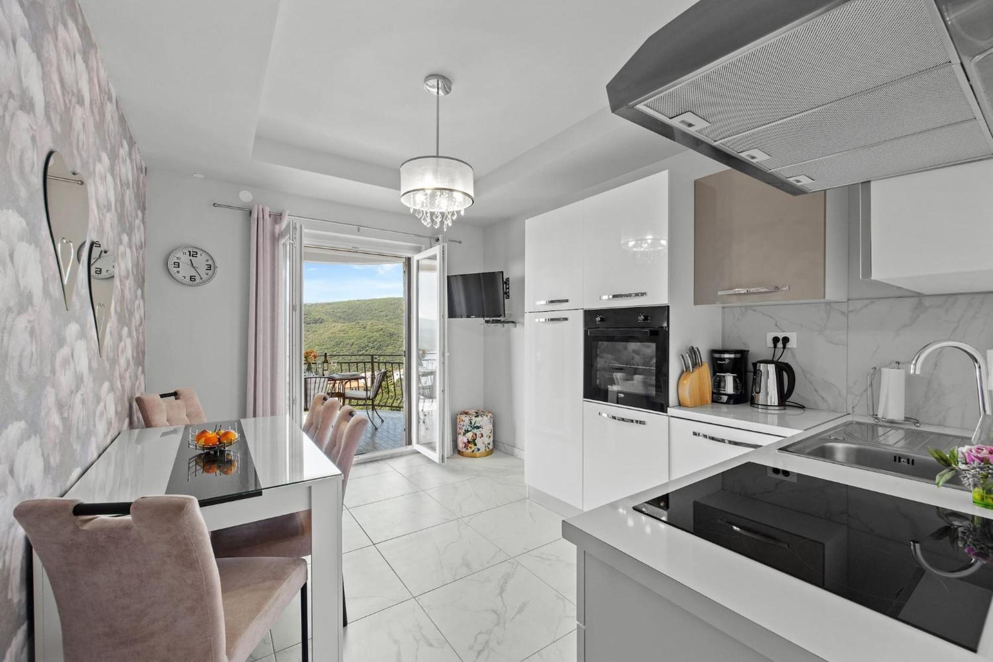 Apartments Lady M Rabac Exterior photo