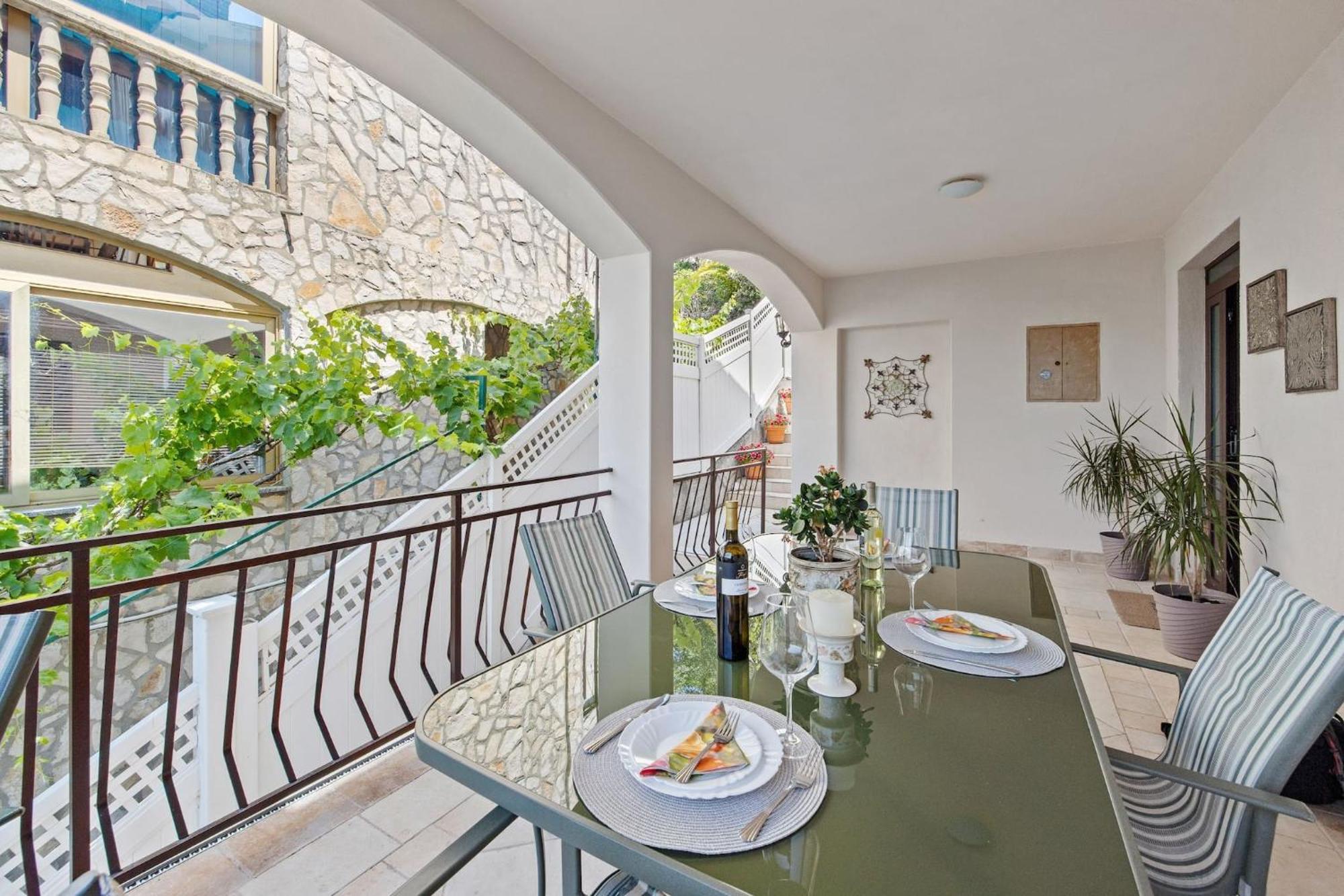 Apartments Lady M Rabac Exterior photo